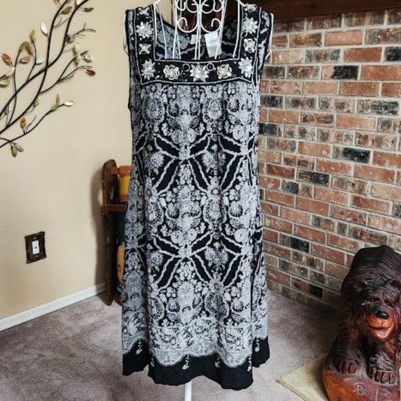 NWT Forbidden sz large black/white dress - Picture 2 of 4